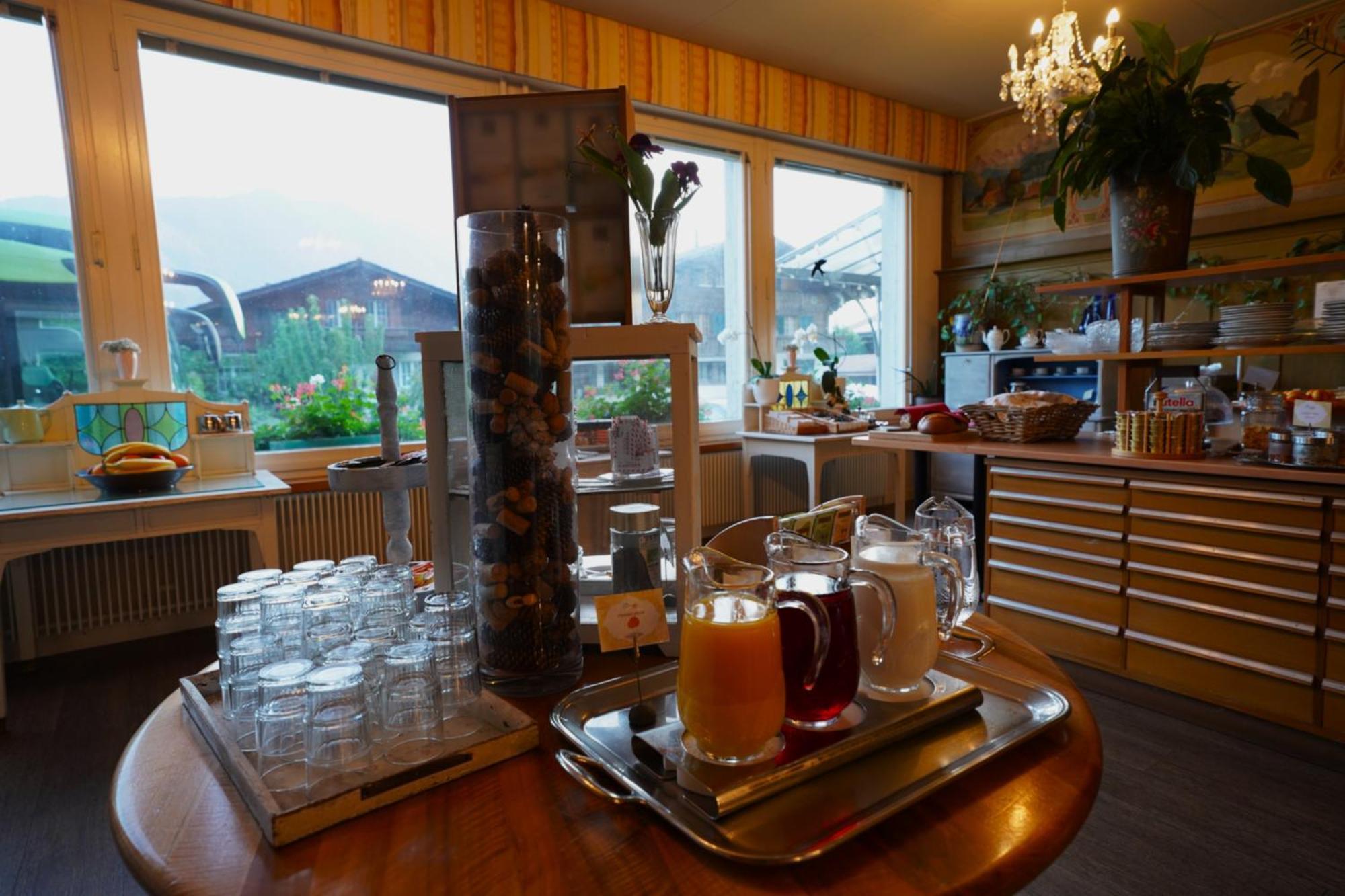Edelweiss Lodge Wilderswil Exterior photo